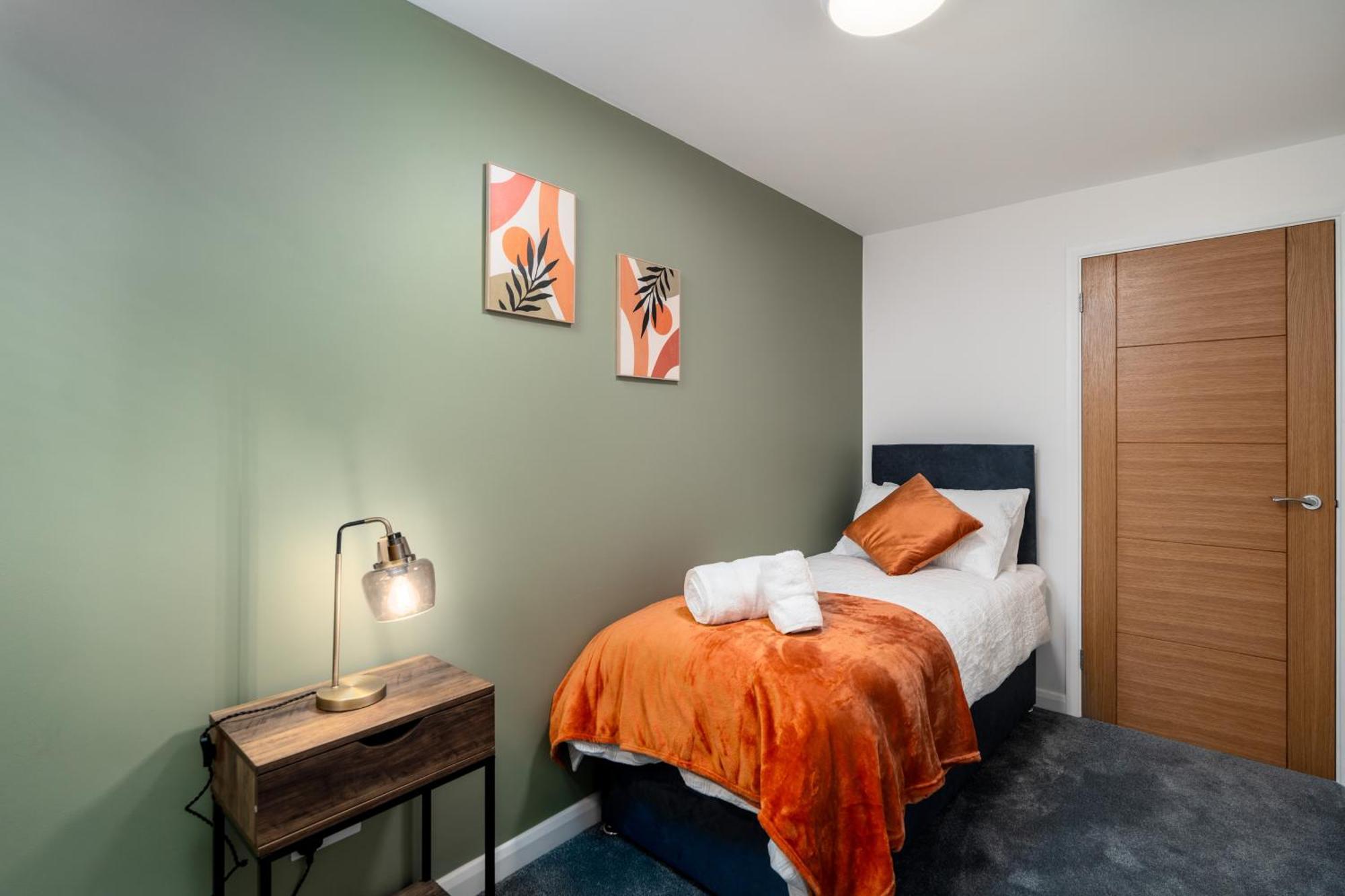The Blue Barbican Flat- Spacious, Stylish, In A Perfect Location And Accessible Plymouth Exterior photo