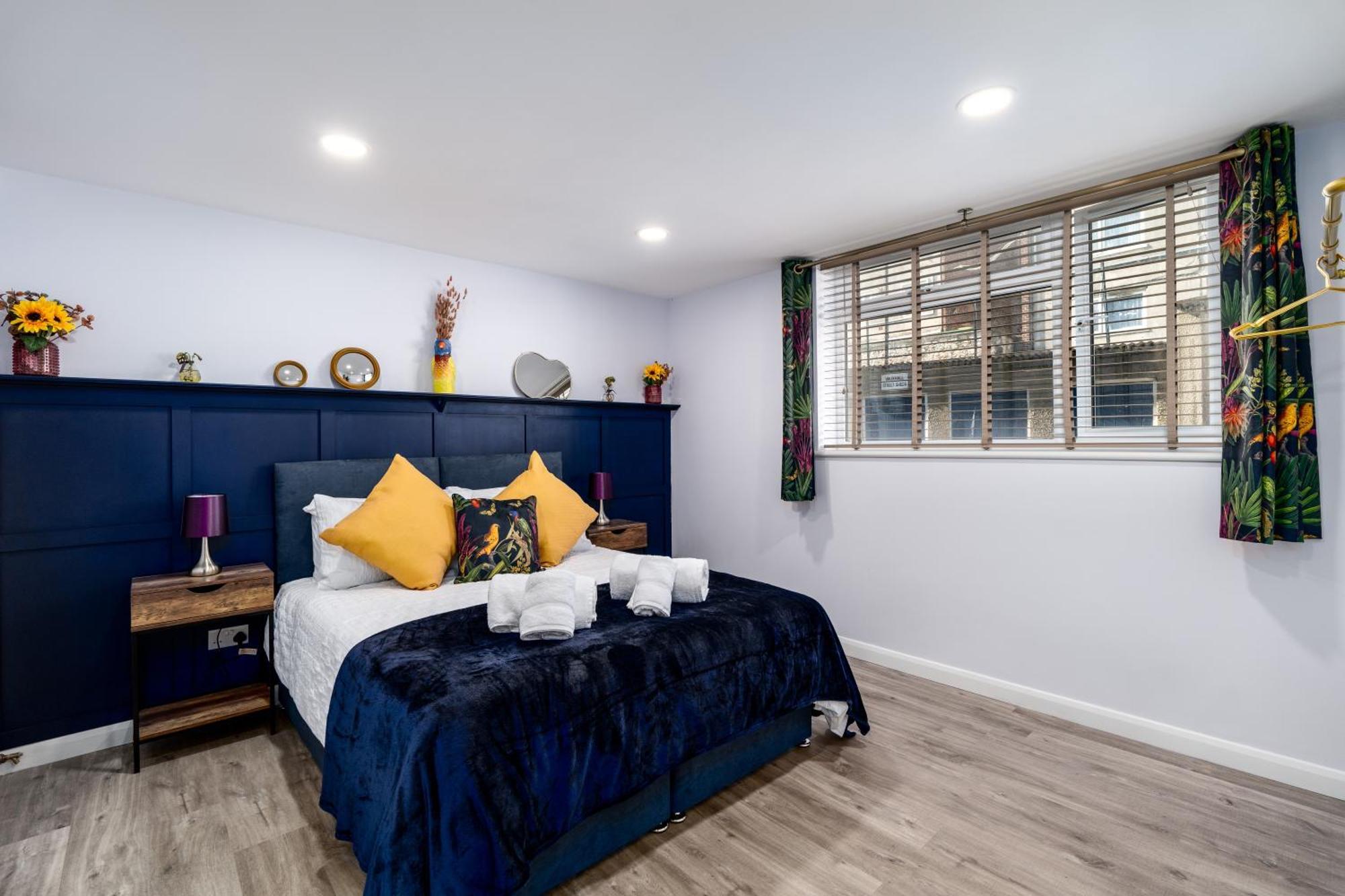 The Blue Barbican Flat- Spacious, Stylish, In A Perfect Location And Accessible Plymouth Exterior photo