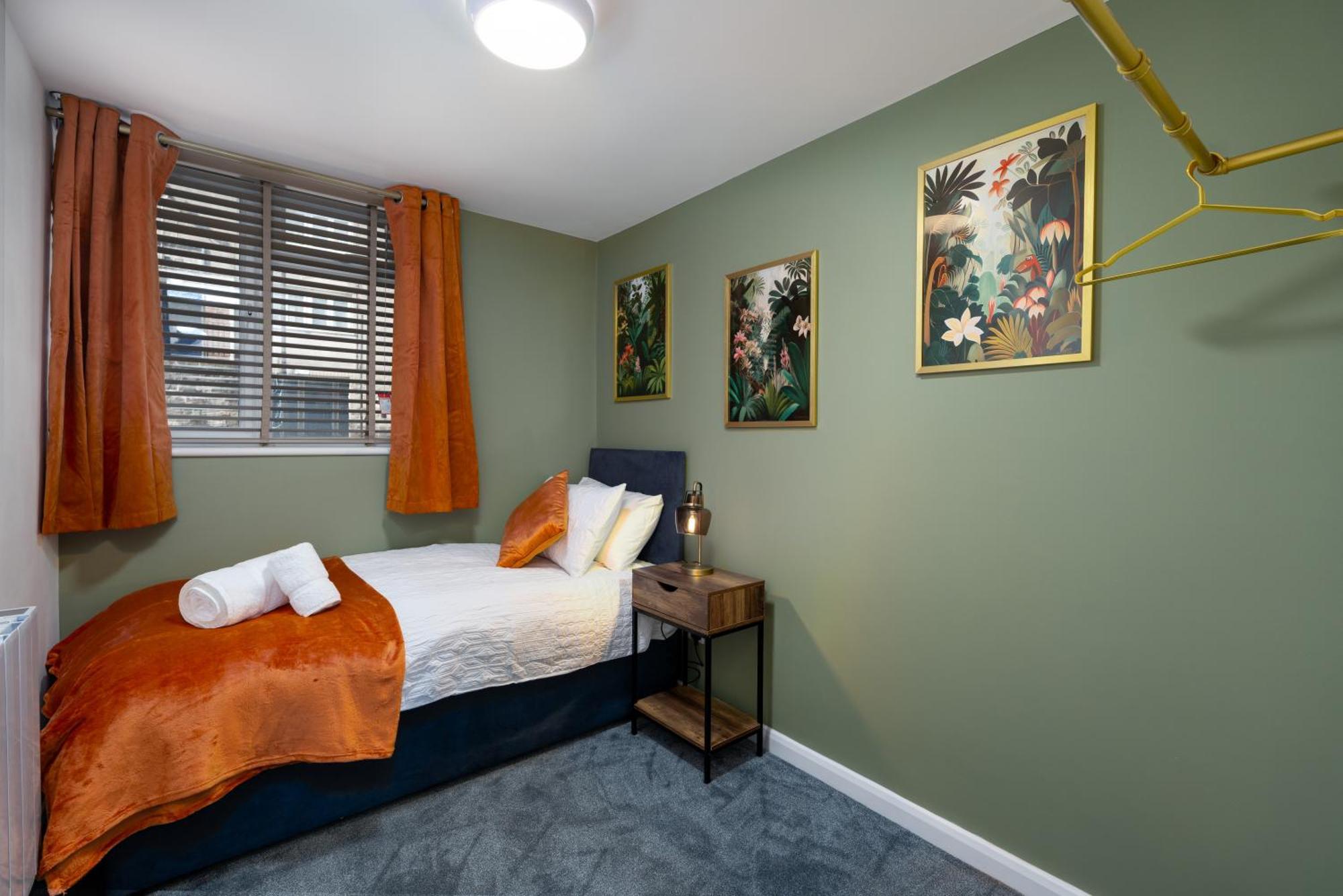 The Blue Barbican Flat- Spacious, Stylish, In A Perfect Location And Accessible Plymouth Exterior photo